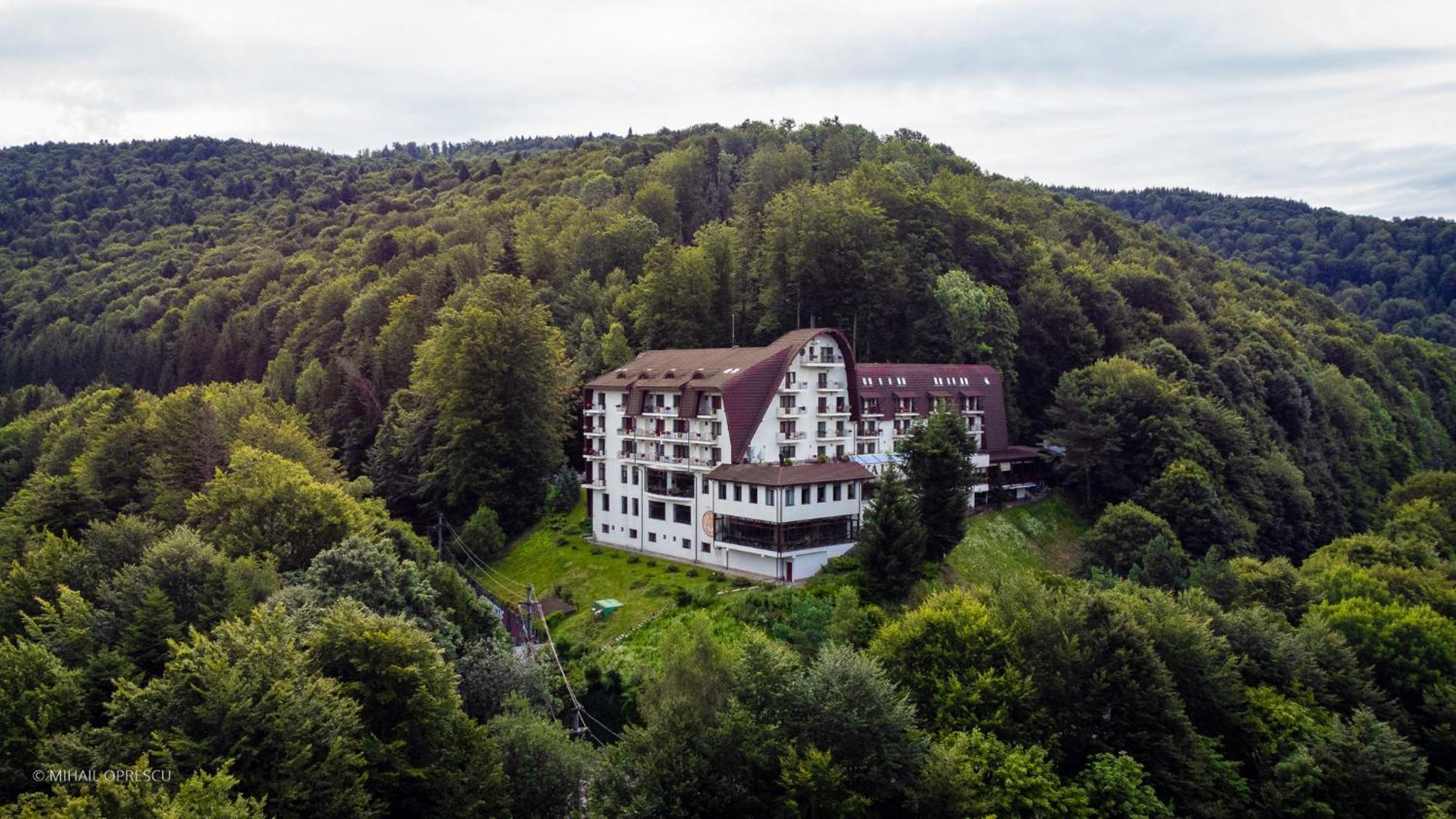 Hotel Valea Cu Pesti Căpăţîneni-Ungureni Exterior foto