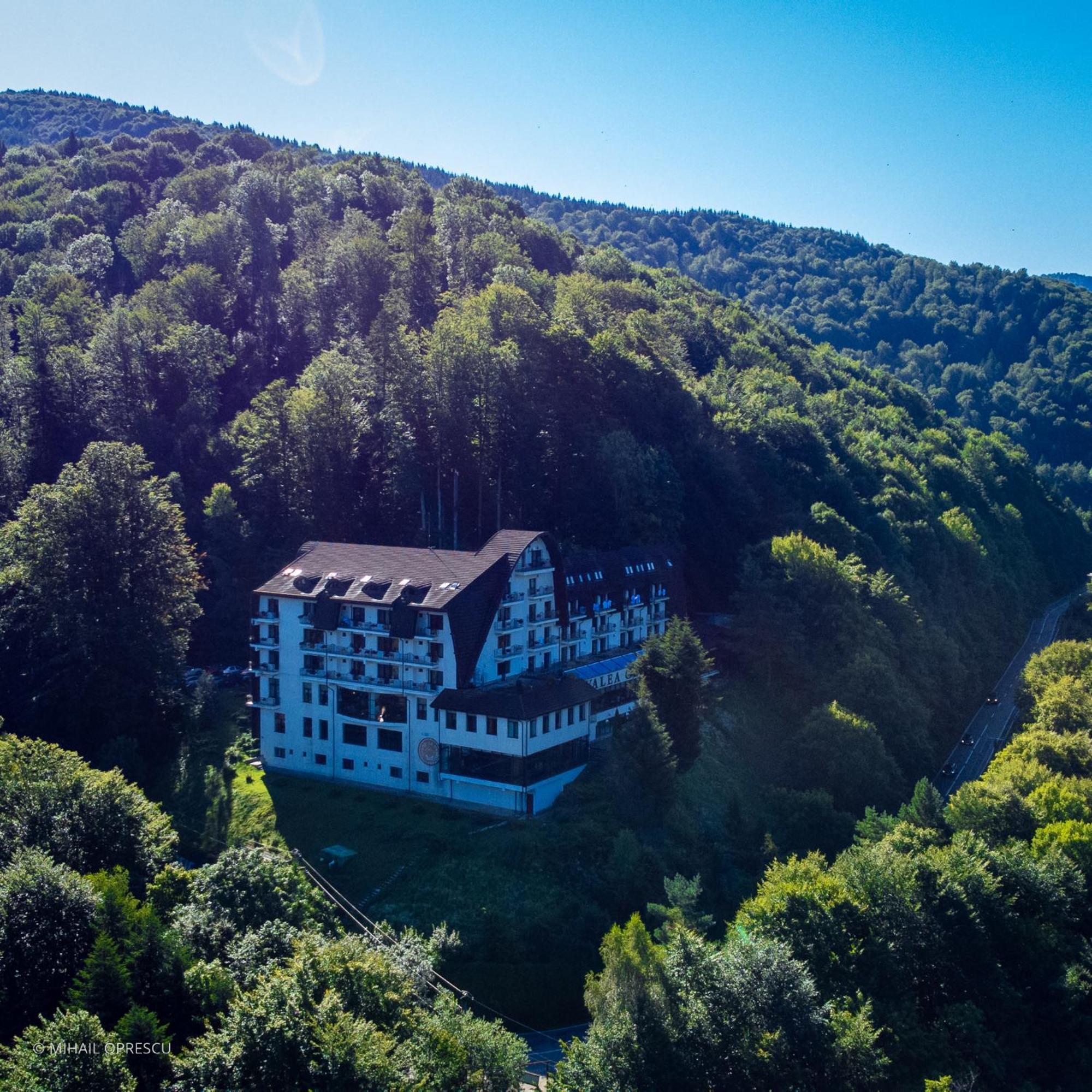 Hotel Valea Cu Pesti Căpăţîneni-Ungureni Exterior foto