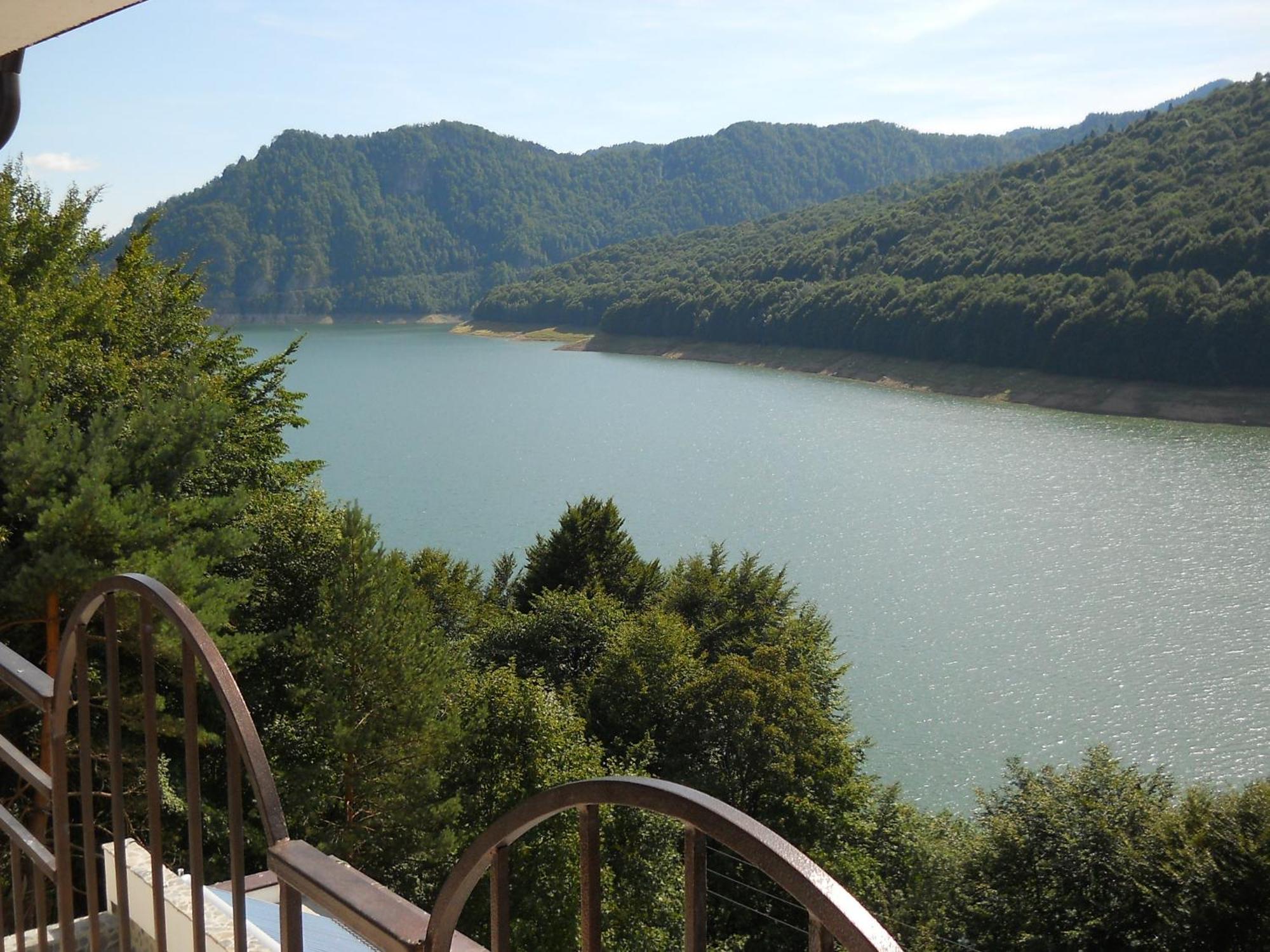 Hotel Valea Cu Pesti Căpăţîneni-Ungureni Exterior foto